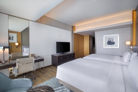 Hilton Dubai Palm Jumeirah - 17