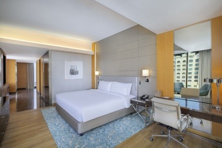 Hilton Dubai Palm Jumeirah - 32