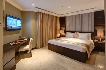 Dubai Marine Beach Resort & Spa - 27