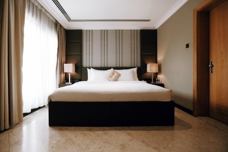 Dubai Marine Beach Resort & Spa - 32