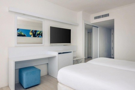 Iberostar Waves Bouganville Playa - 19