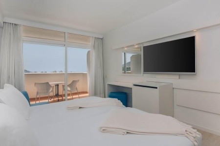 Iberostar Waves Bouganville Playa - 24