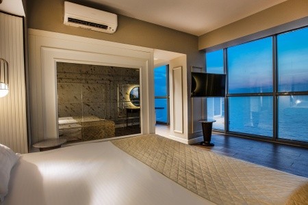 Charisma Deluxe - 31