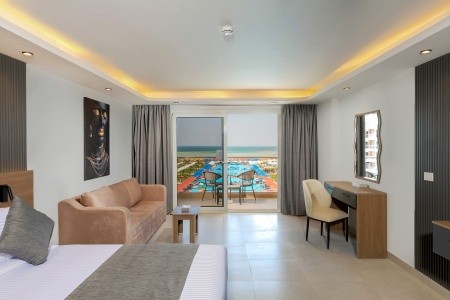 Rewaya Majestic Resort - 30