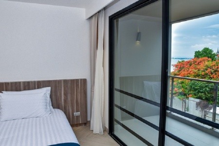 Golden Tulip Pattaya Beach Resort - 20