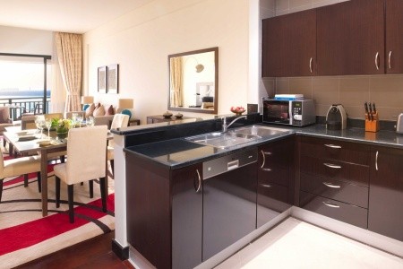 Spojené arabské emiráty Dubaj Anantara Dubai The Palm Resort & Spa 6 dňový pobyt Raňajky Letecky Letisko: Praha February 2026 (21/02/26-26/02/26)