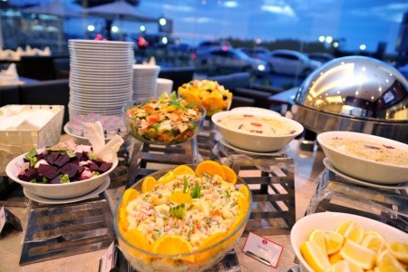 Ramada By Wyndham Beach - 24