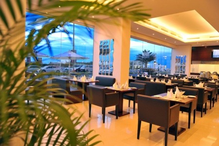 Ramada By Wyndham Beach - 25