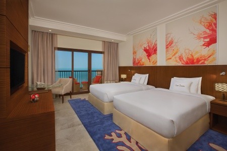 Doubletree By Hilton & Spa Marjan Island - 22