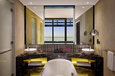 Spojené arabské emiráty Abu Dhabi Grand Hyatt Abu Dhabi Emirates Pearl 5 dňový pobyt Polpenzia Letecky Letisko: Praha October 2026 (12/10/26-16/10/26)