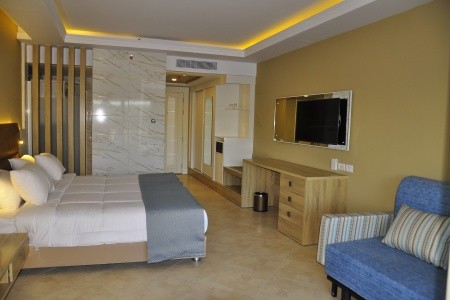 Titanic Royal Resort - 20