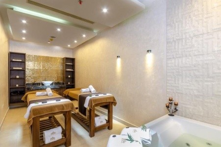 Titanic Royal Resort - 44