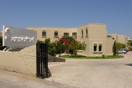 Summerland Hotel & Bungalows - 2