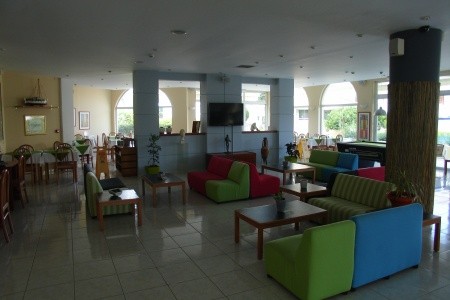 Summerland Hotel & Bungalows - 10