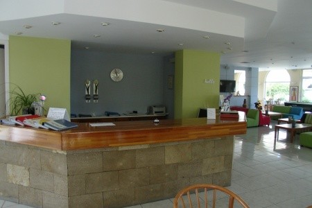 Summerland Hotel & Bungalows - 11