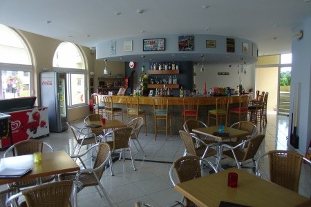 Summerland Hotel & Bungalows - 27