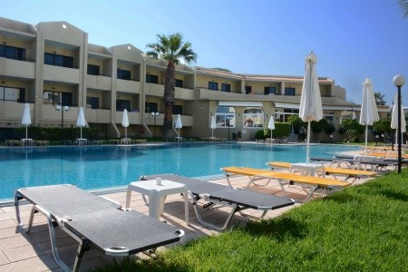 Summerland Hotel & Bungalows - 33