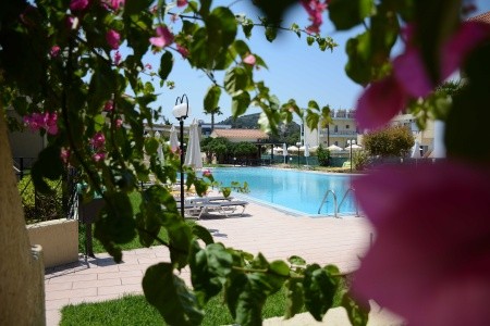 Summerland Hotel & Bungalows - 34