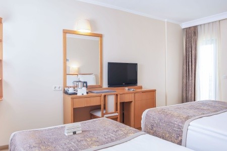 Miramare Queen & Beach - 71