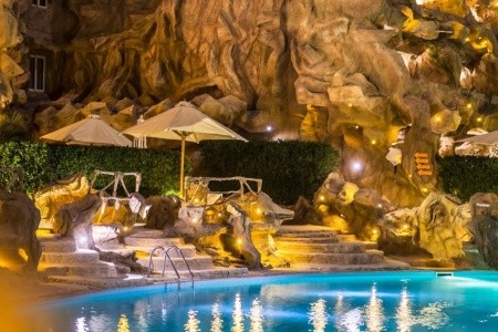 Caves Beach Resort Hurghada - 35