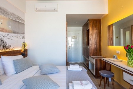 Atrium Ambiance - 26