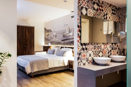 Atrium Ambiance - 44