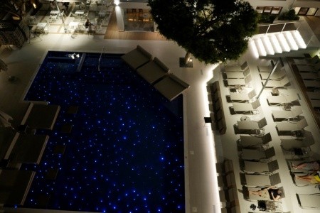 Atrium Ambiance - 63