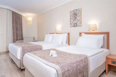 Miramare Queen & Beach - 64