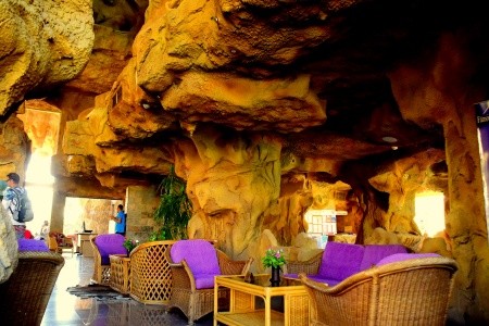 Caves Beach Resort Hurghada - 4