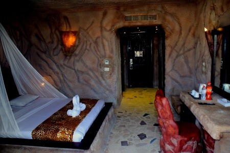 Caves Beach Resort Hurghada - 7