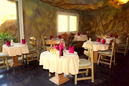 Caves Beach Resort Hurghada - 29