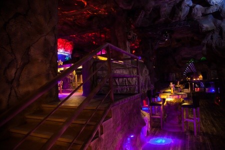 Caves Beach Resort Hurghada - 43