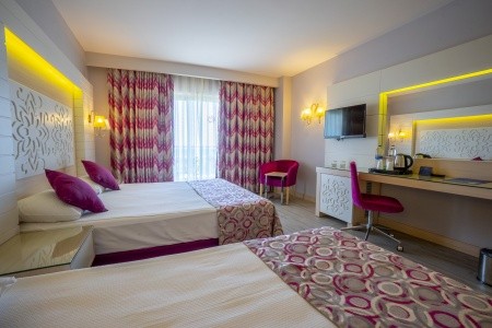 Sunmelia Beach Resort - 39