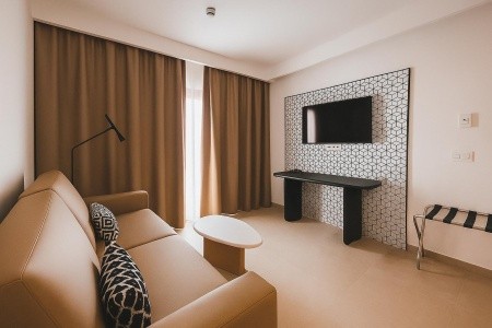 Arena Castillo Apartments - 6