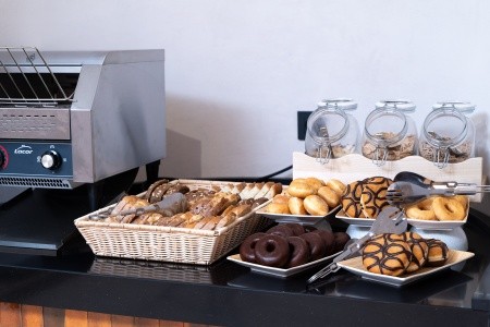 Arena Castillo Apartments - 22