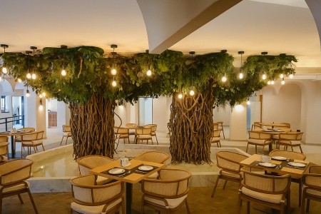 Arena Castillo Apartments - 25