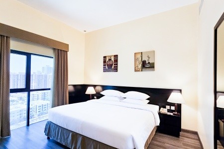 Ramada Hotel & Suites By Wyndham Ajman (Ex Landmark Suites) - 11