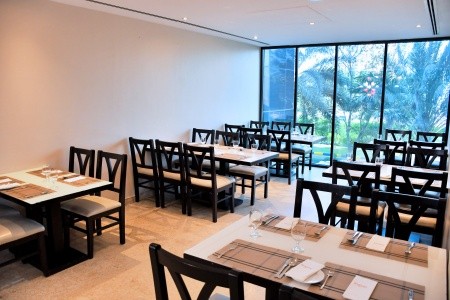 Ramada Hotel & Suites By Wyndham Ajman (Ex Landmark Suites) - 18