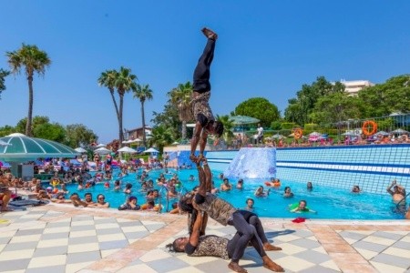 The Grand Blue Sky International - 34