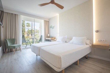 Blau Colonia Sant Jordi Resort - 17