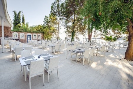 Utopia Beach Club - 34