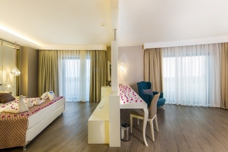 Diamond Premium & Spa - 8