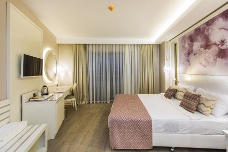 Diamond Premium & Spa - 16