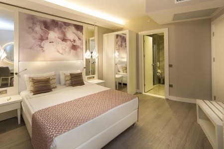 Diamond Premium & Spa - 17