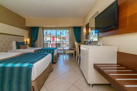 Kamelya Aishen K Club - 28