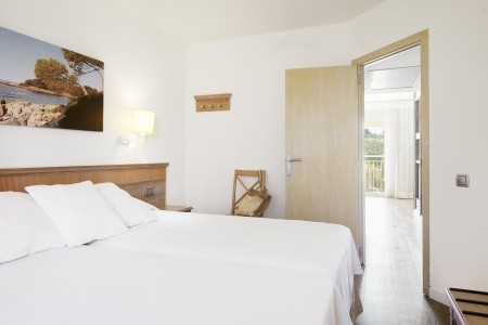 Iberostar Club Cala Barca - 11