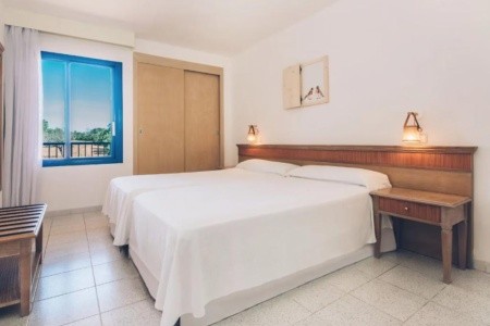 Iberostar Club Cala Barca - 54