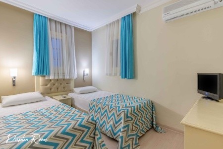 Emelda Sun Club - 36