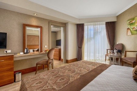 Well Palace Side (Ex. Side Crown Charm Palace) - 20