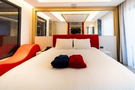 Granada Luxury Red - 8